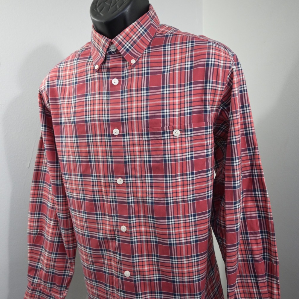 Orvis Button Up Dress Shirt Mens M Red Plaid Wrinkle Free Long Sleeve Cotton